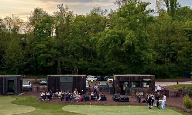 L’Apéro Golf fait son retour au Lyon Tassin